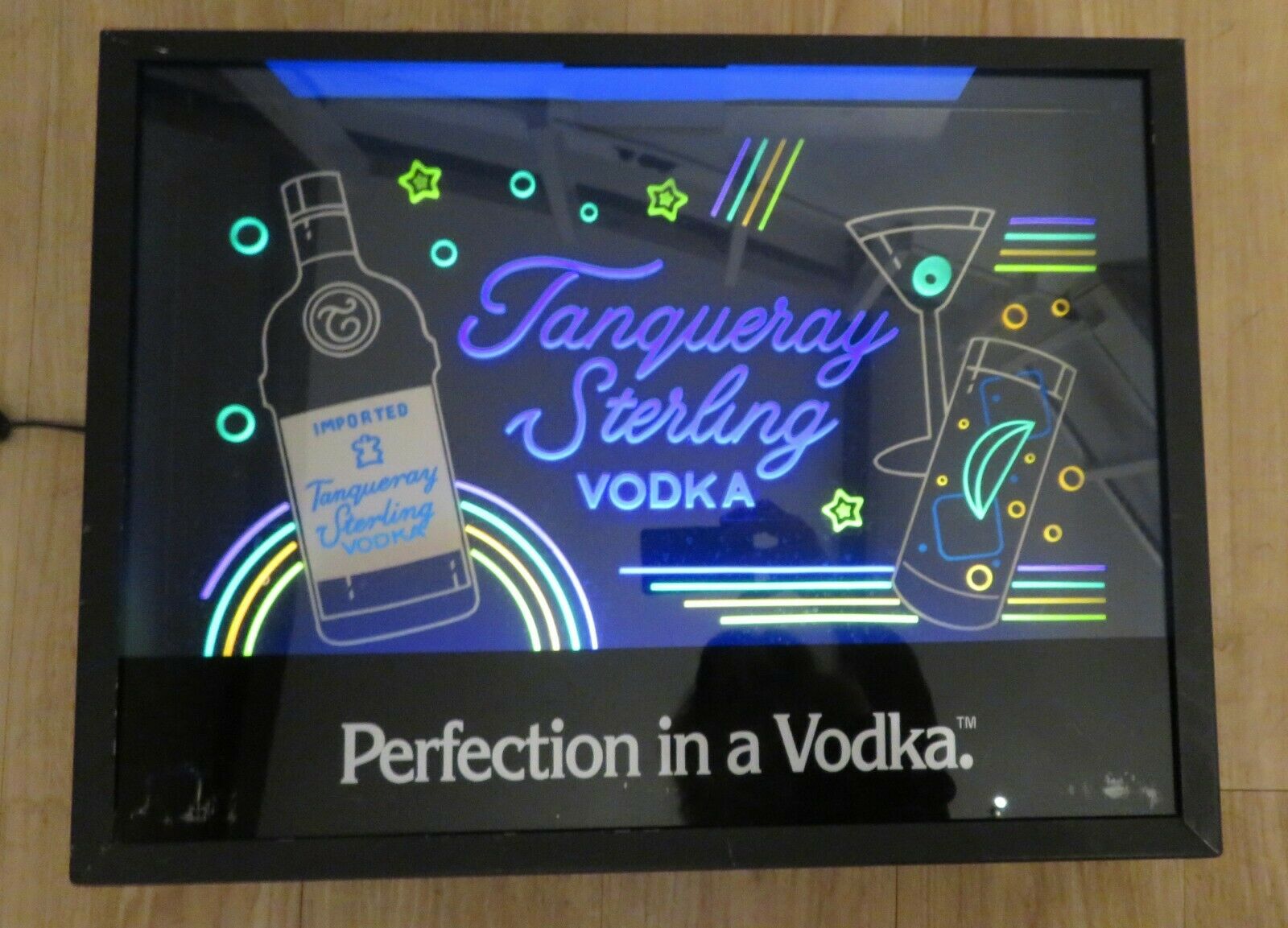 Vintage Lighted Bar Sign Tanqueray Sterling Vodka 3d Black Light Neon Look
