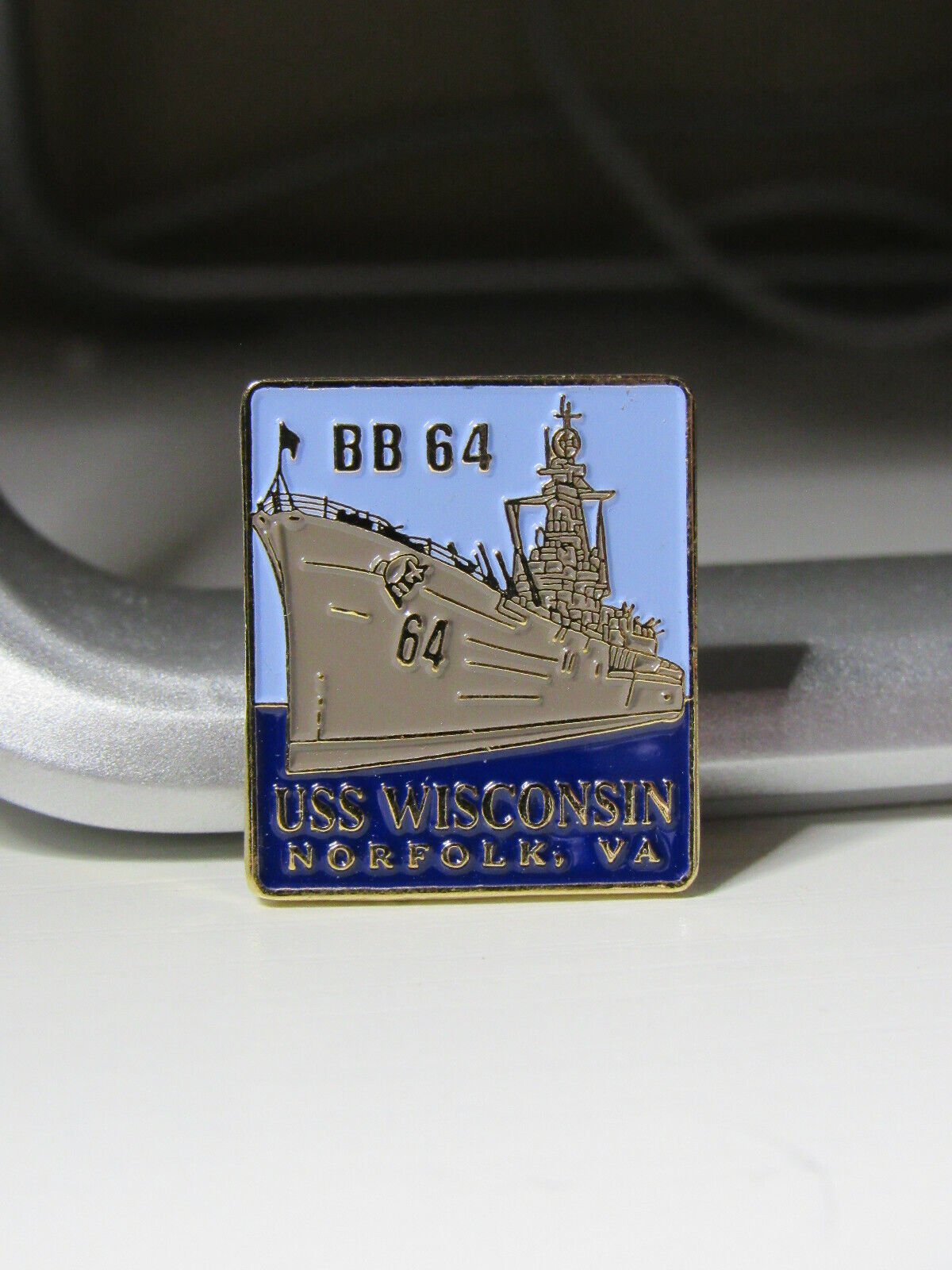 Pin Uss Wisconsin Norfolk Va Bb 64 Virginia Usa Ship Warship Naval Souvenir Pin