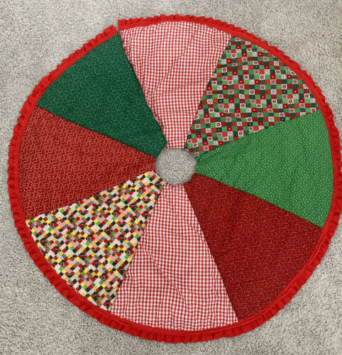 Vintage 1980s Handmade Quilted Puffy Christmas Tree Skirt 55” Round Red Green