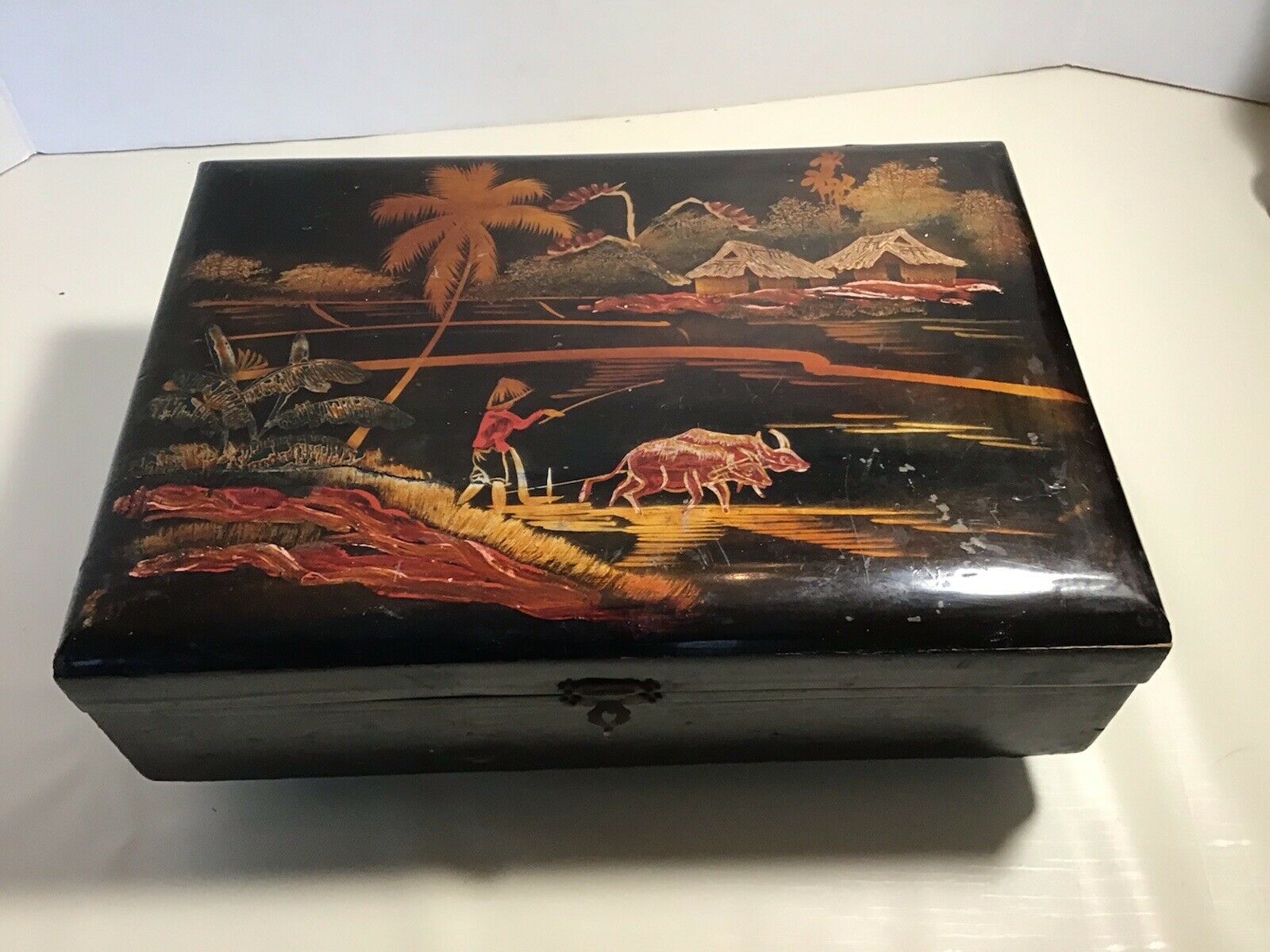 Vintage Oriental Lacquer Box With Vanity Accesories